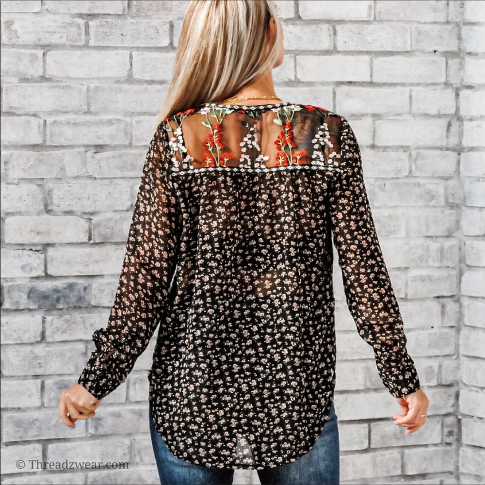 💃🏻BOHO GYPSY Embroidered Floral Top blouse - Picture 5 of 9